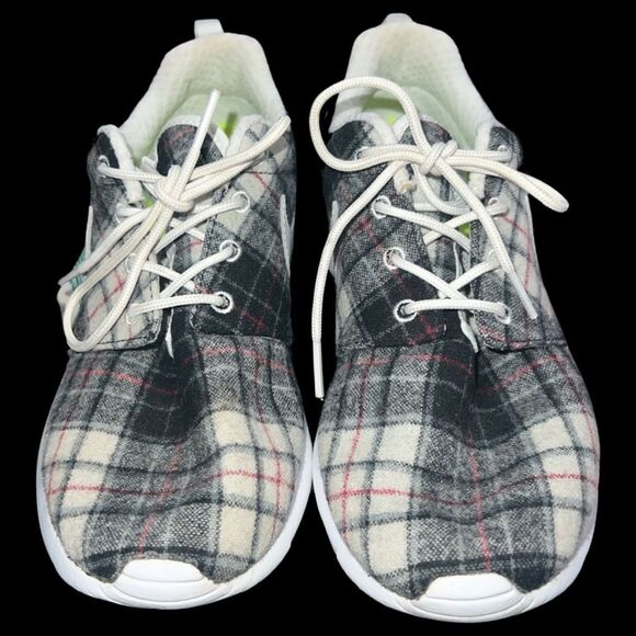 2014 Women’s Pendleton X Nikeid Roshe Run Wool Plaid Sneakers Size 8 - Picture 3 of 11